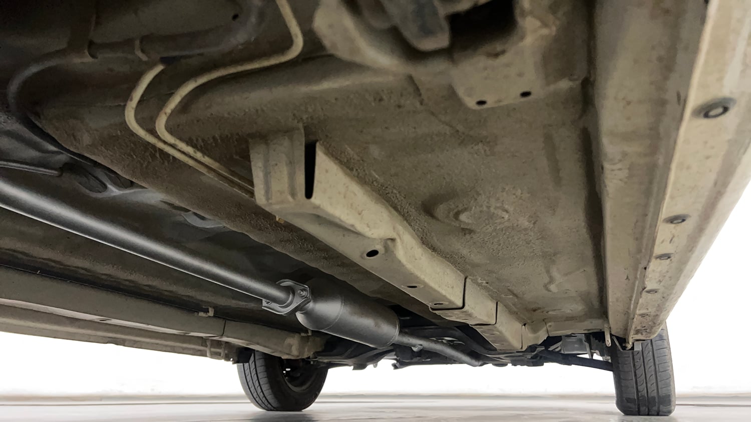 Used 2017 Maruti Suzuki Wagon R 1.0 VXI AMT (O) Petrol Automatic extra REAR RIGHT UNDERBODY VIEW