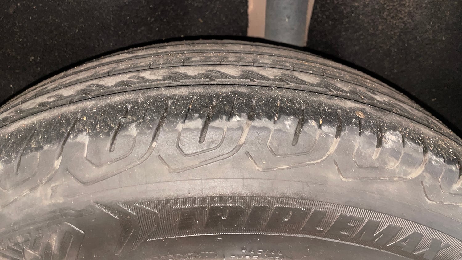 Used 2016 Ford EcoSport Titanium 1.5L Ti-VCT AT Petrol Automatic tyres LEFT REAR TYRE TREAD VIEW