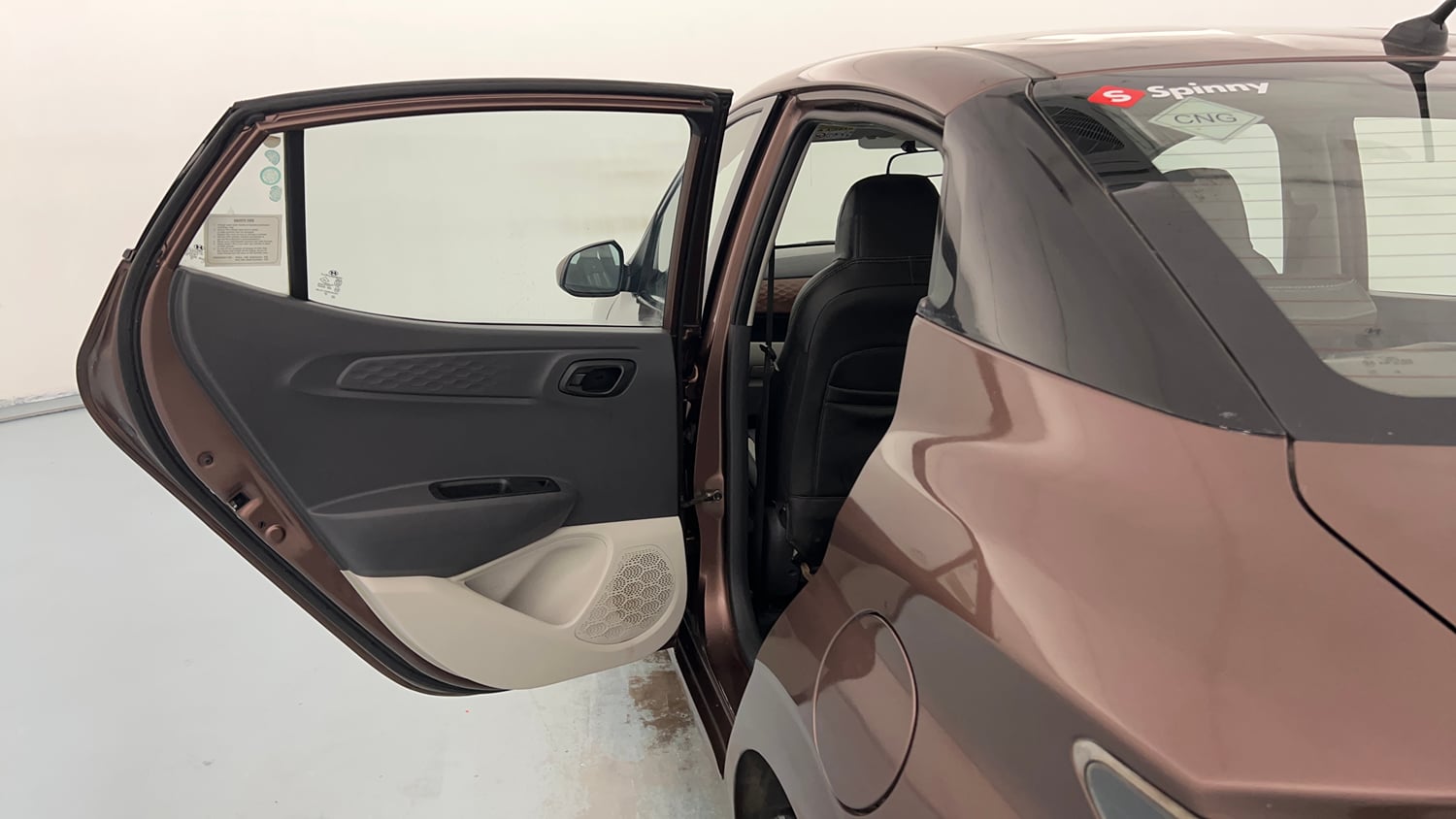 Used 2022 Hyundai Aura S 1.2 CNG Cng Manual interior LEFT REAR DOOR OPEN VIEW