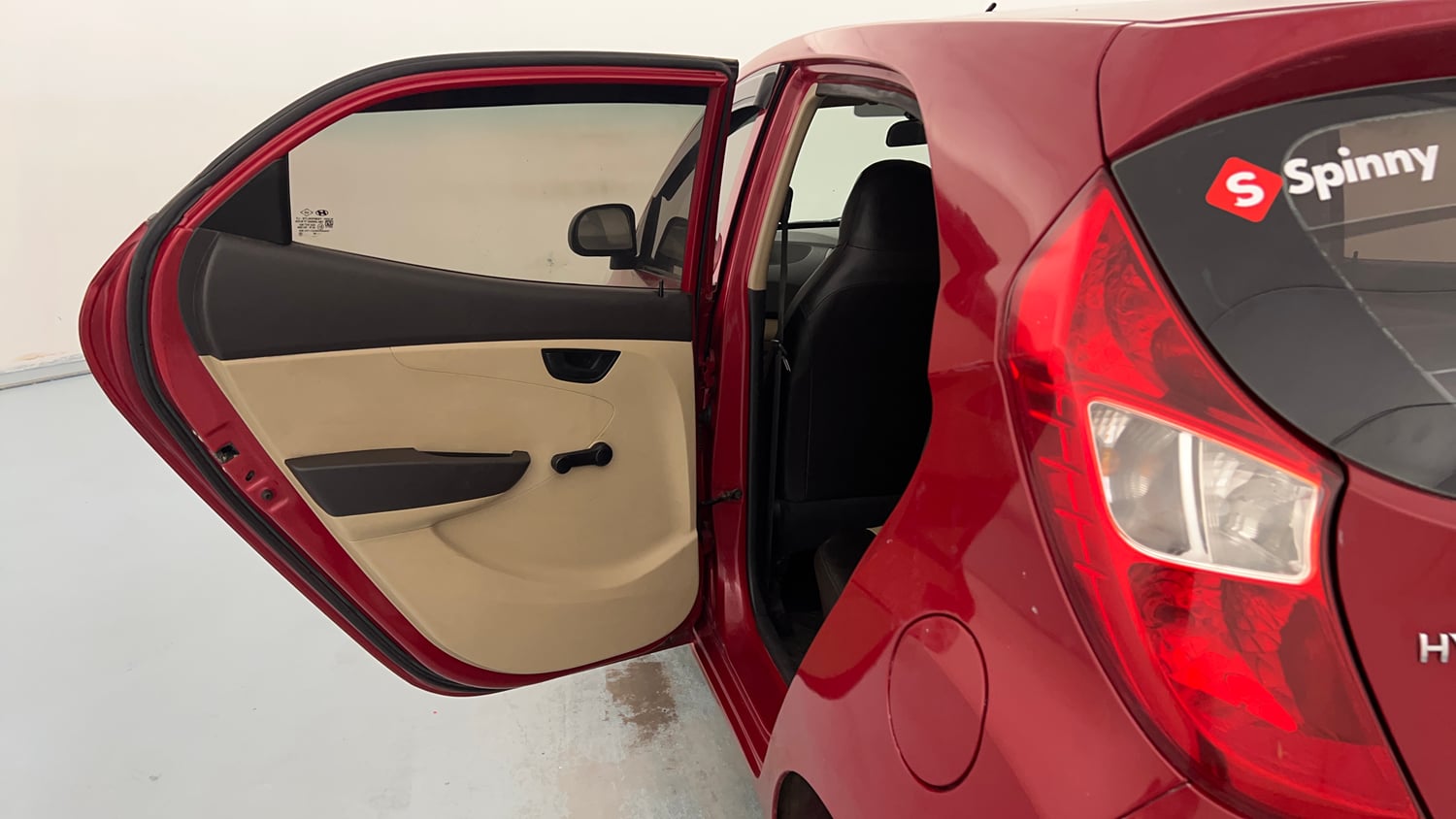 Used 2015 Hyundai Eon Era + Petrol Manual interior LEFT REAR DOOR OPEN VIEW