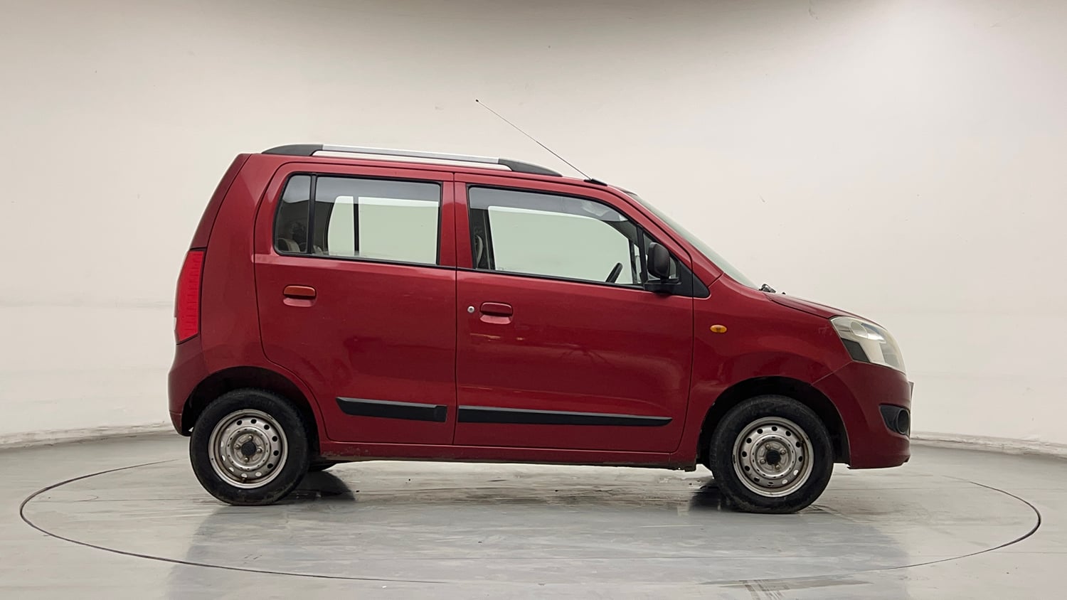 Used 2017 Maruti Suzuki Wagon R LXI CNG Cng Manual exterior RIGHT SIDE VIEW