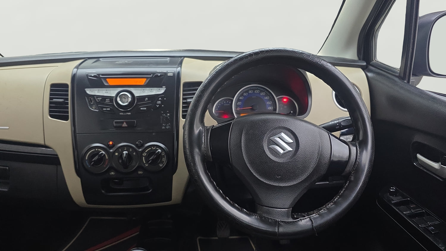 Used 2017 Maruti Suzuki Wagon R VXI Petrol Manual interior STEERING VIEW