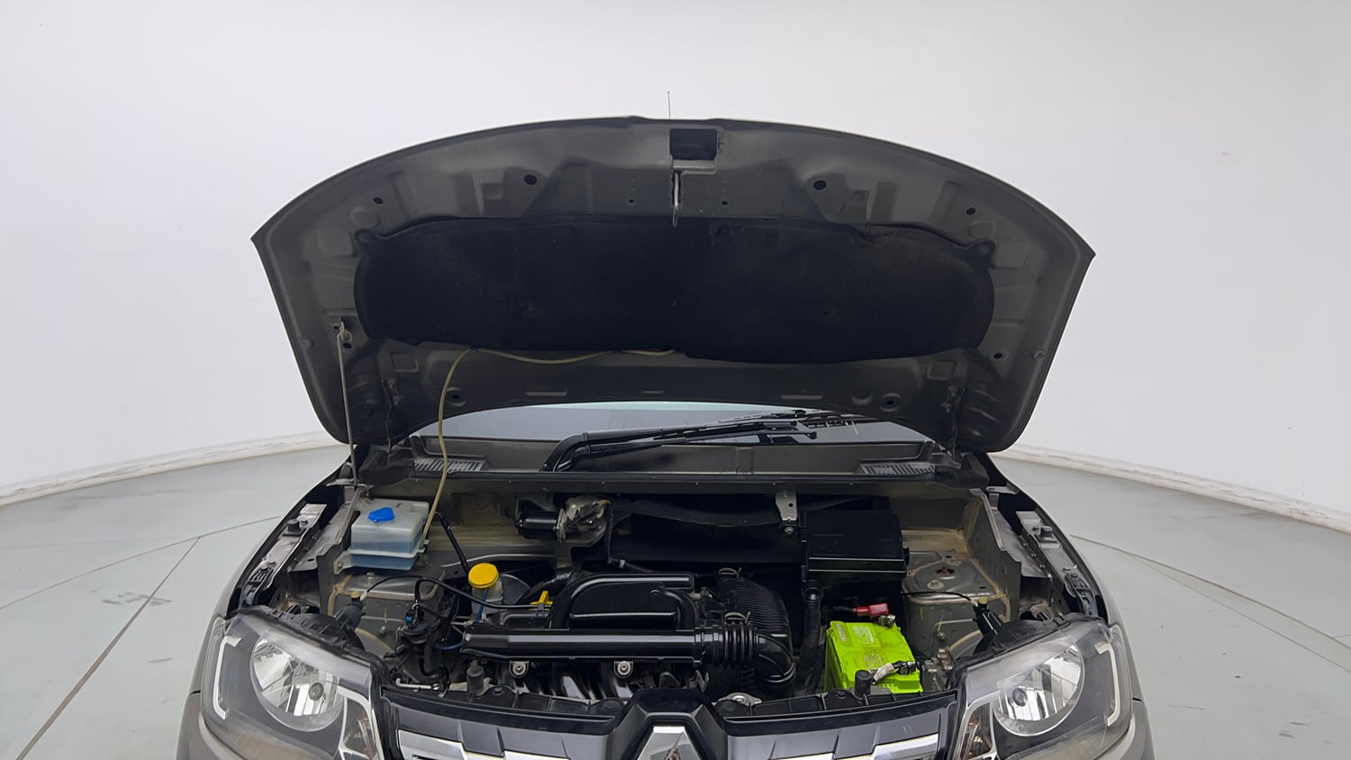 Used 2019 Renault Kwid 1.0 RXT AMT Opt Petrol Automatic engine ENGINE & BONNET OPEN FRONT VIEW