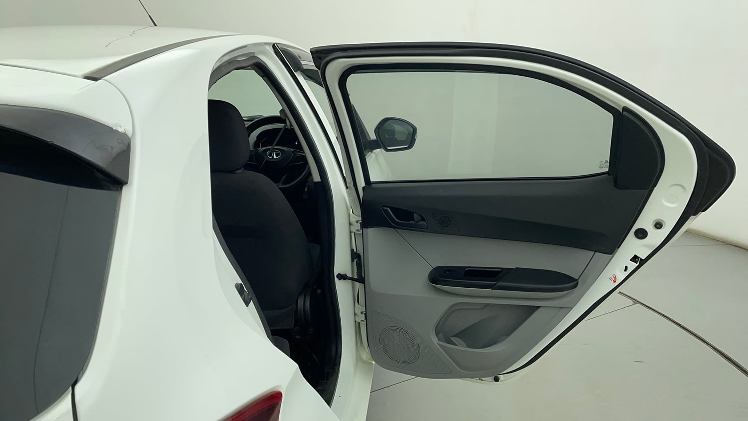 Used 2023 Tata Tiago XT (O) Petrol Manual interior RIGHT REAR DOOR OPEN VIEW
