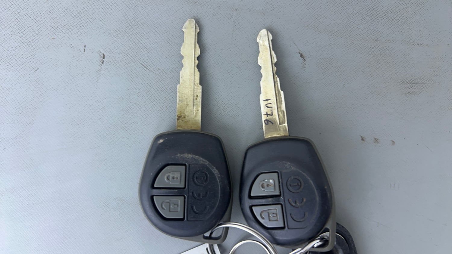 Used 2022 Maruti Suzuki Wagon R VXI 1.0 CNG Cng Manual extra CAR KEY VIEW