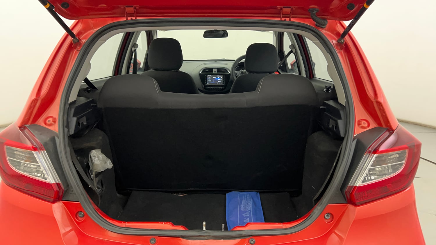 Used 2021 Tata Tiago XZ Petrol Manual interior DICKY INSIDE VIEW