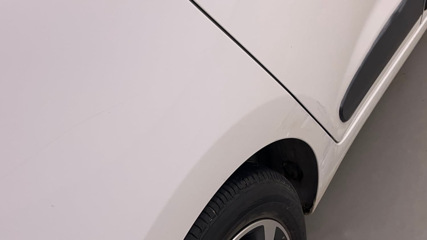 Used 2015 Hyundai Xcent SX 1.2 (O) Petrol Manual dents MINOR SCRATCH