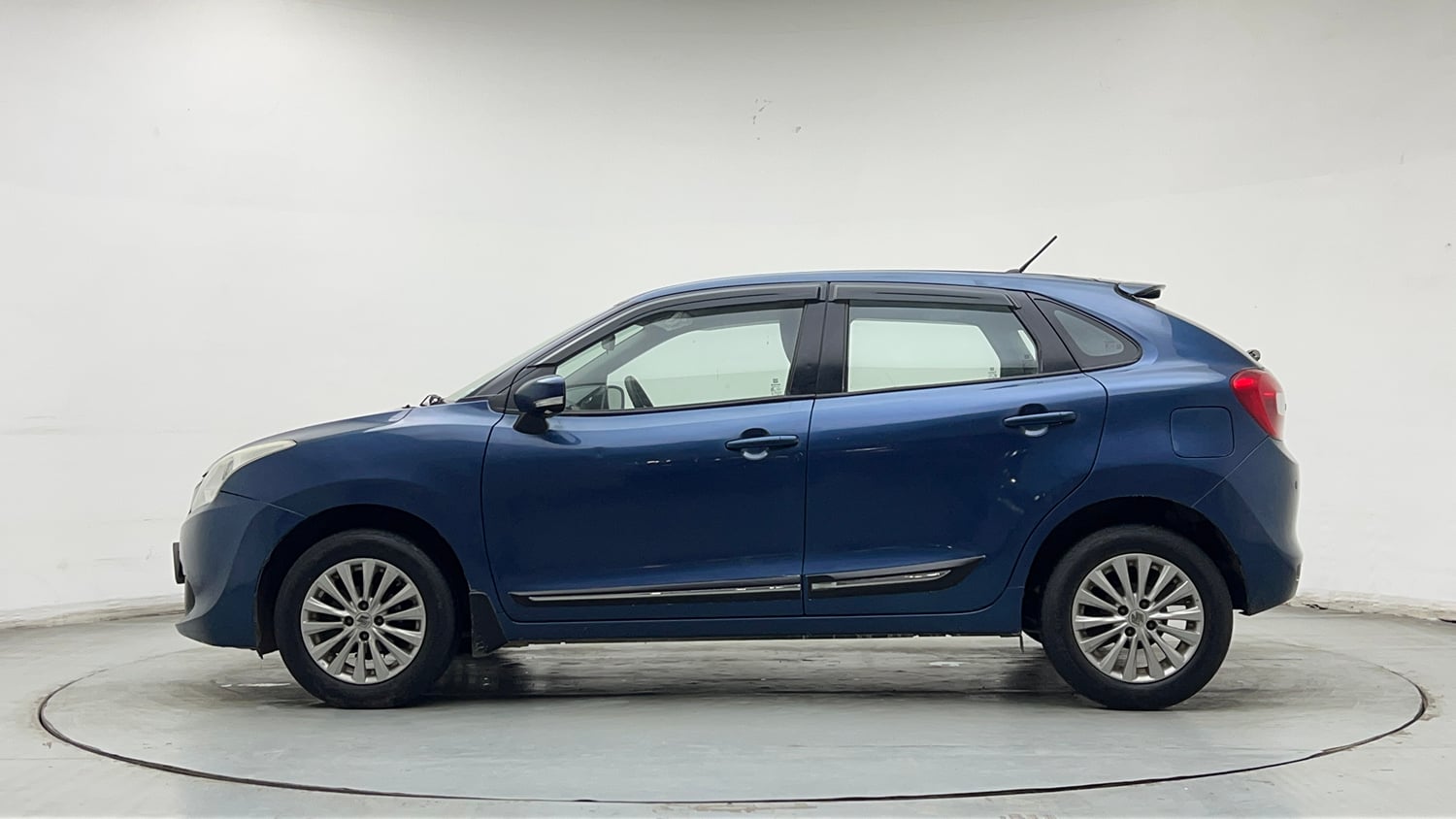 Used 2016 Maruti Suzuki Baleno Delta 1.2 AT Petrol Automatic exterior LEFT SIDE VIEW