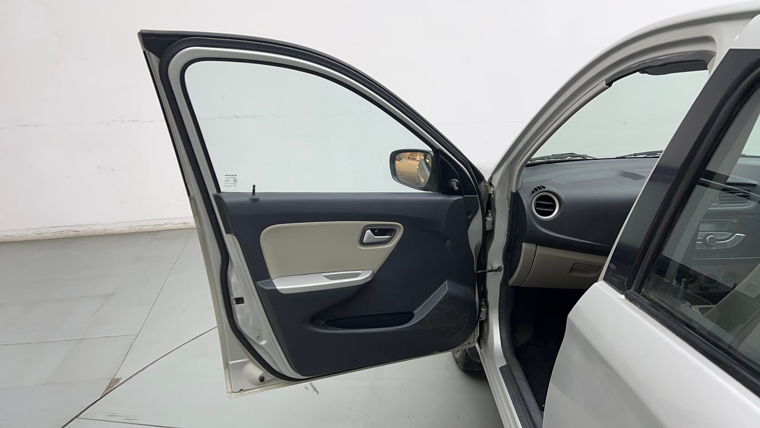 Used 2017 maruti-suzuki Alto K10 VXi (O) AMT Petrol Automatic interior LEFT FRONT DOOR OPEN VIEW