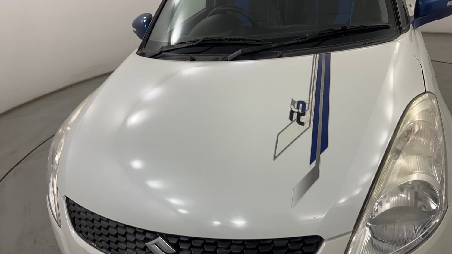 Used 2013 Maruti Suzuki Swift VXi Petrol Manual dents MINOR SCRATCH