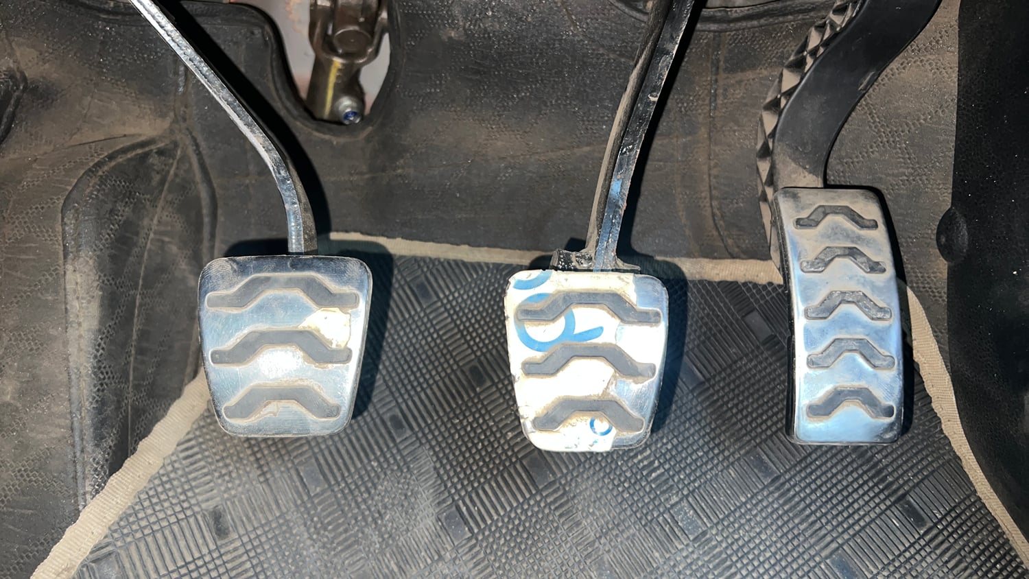 Used 2021 Kia Sonet GTX Plus 1.5 Diesel Manual interior PEDALS VIEW