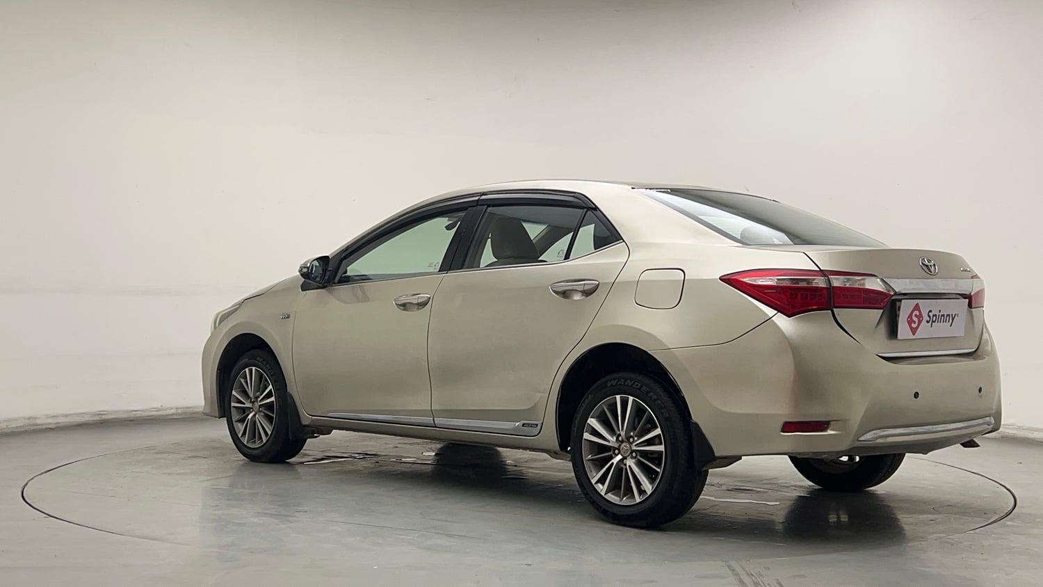 Used 2016 Toyota Corolla Altis VL AT Petrol Petrol Automatic exterior LEFT REAR CORNER VIEW