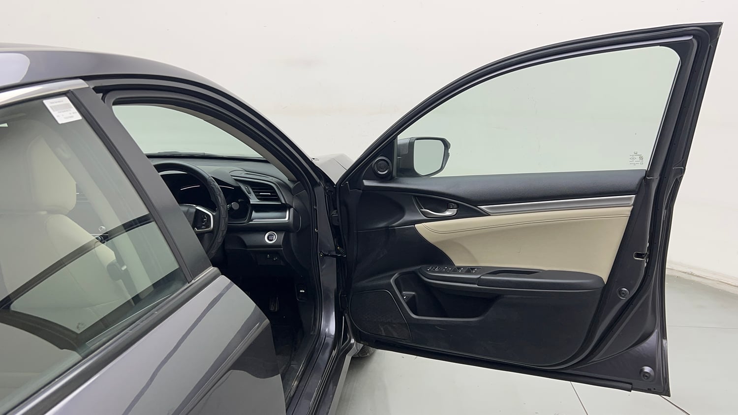 Used 2020 Honda Civic VX CVT Petrol Petrol Automatic interior RIGHT FRONT DOOR OPEN VIEW