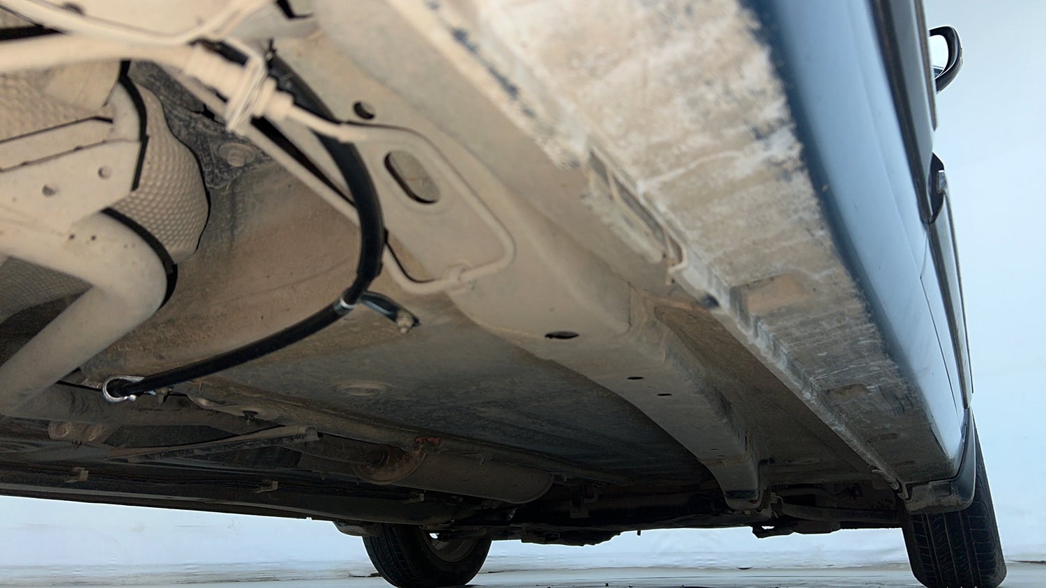 Used 2016 Maruti Suzuki Baleno Delta 1.2 AT Petrol Automatic extra REAR RIGHT UNDERBODY VIEW