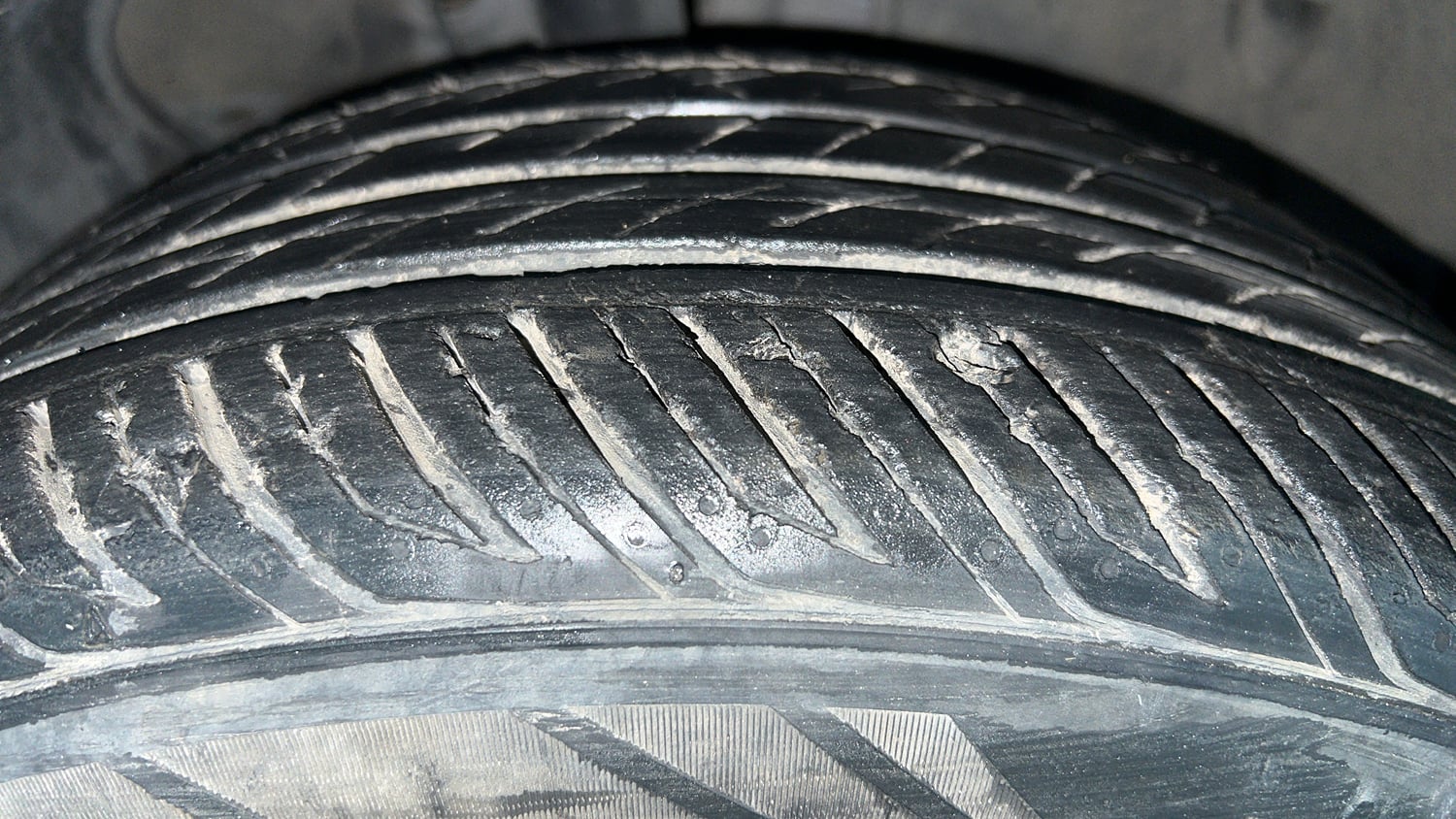 Used 2020 Honda Civic VX CVT Petrol Petrol Automatic tyres RIGHT FRONT TYRE TREAD VIEW