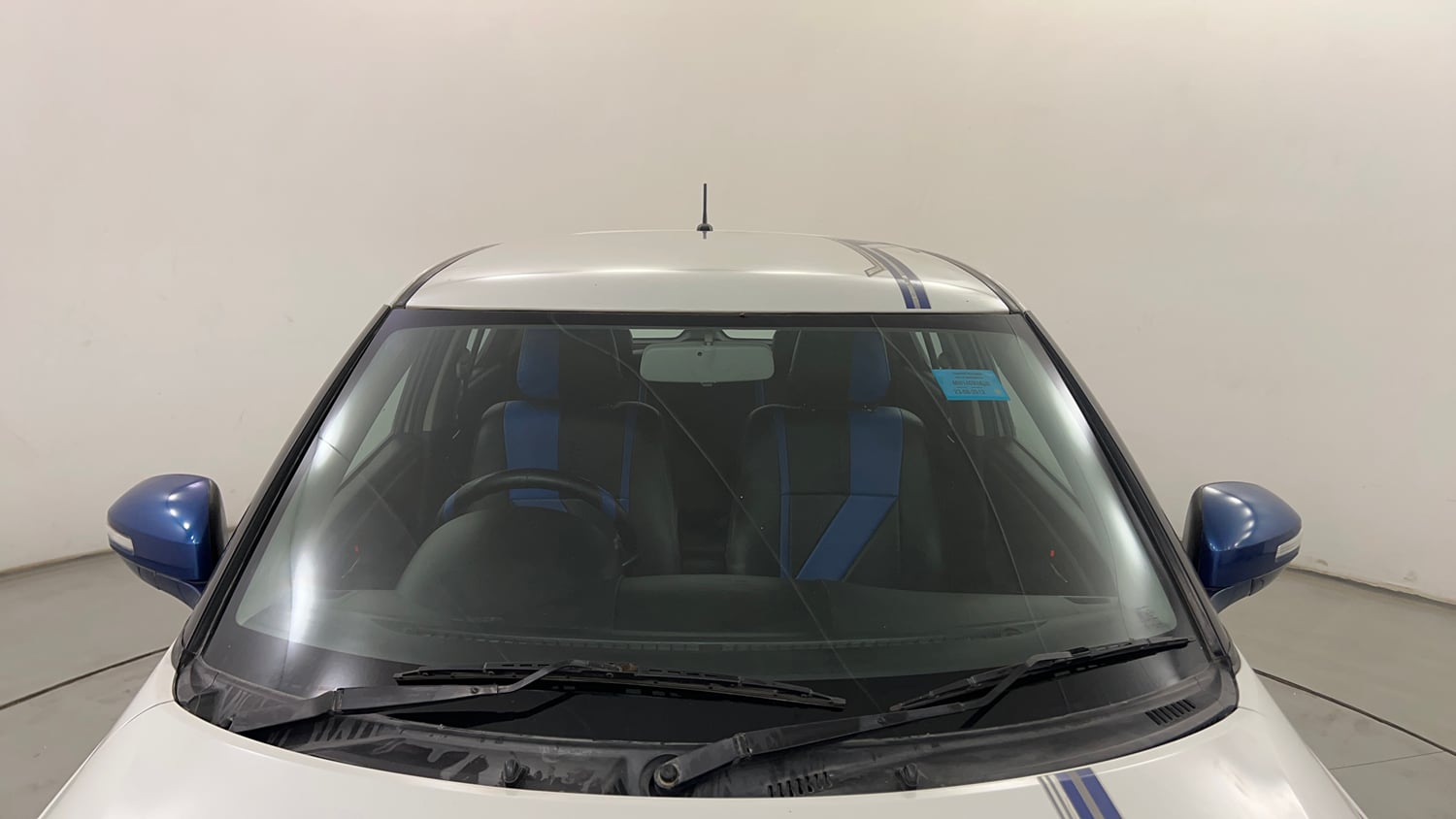 Used 2013 Maruti Suzuki Swift VXi Petrol Manual exterior FRONT WINDSHIELD VIEW