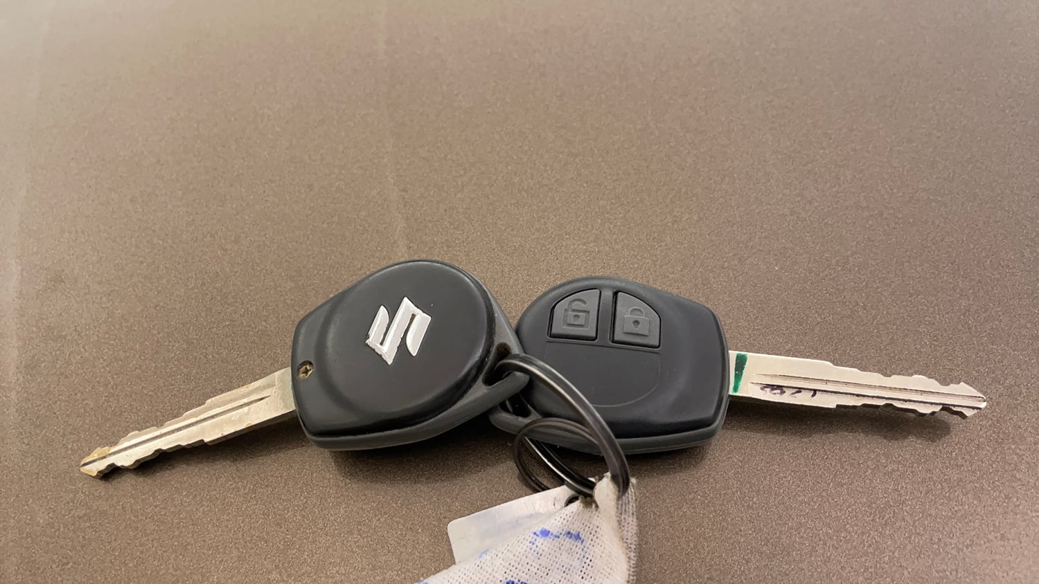 Used 2015 Maruti Suzuki Wagon R VXI Petrol Manual extra CAR KEY VIEW