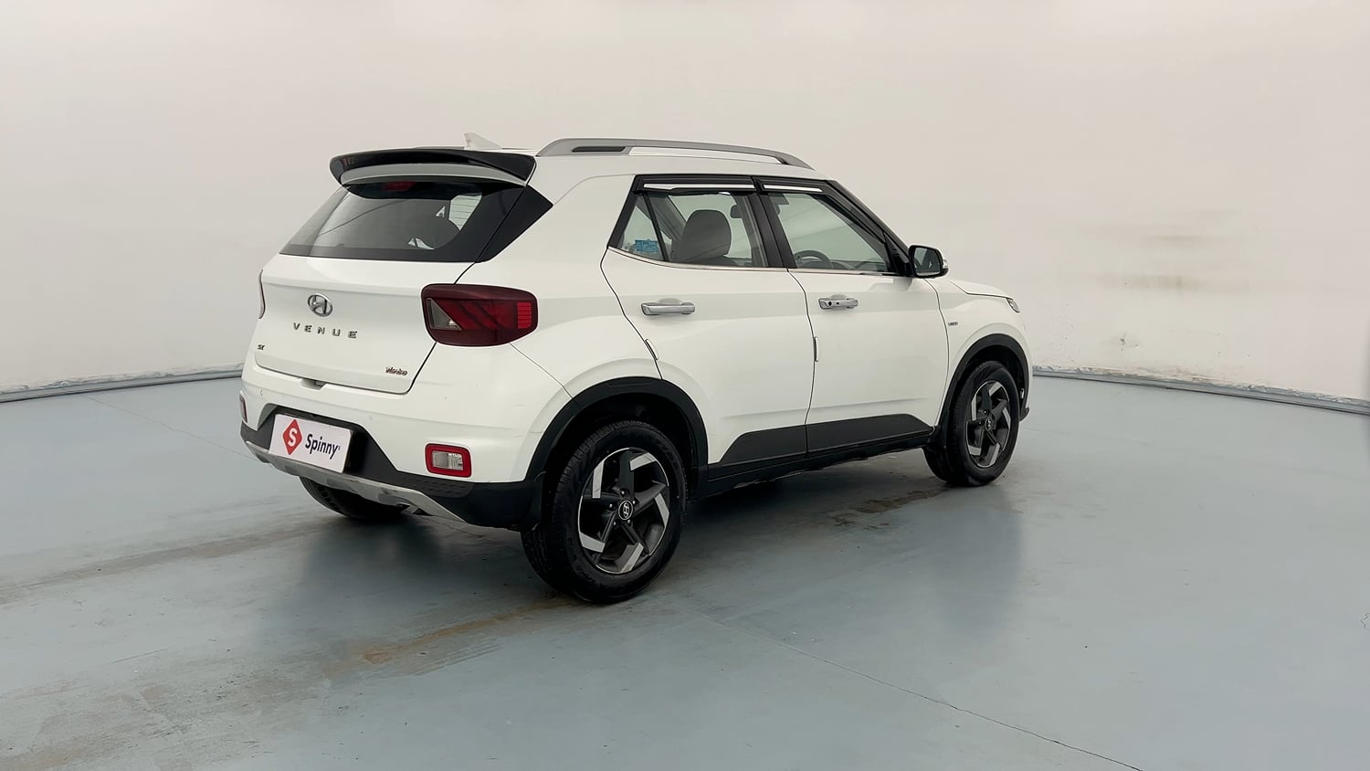 Used 2019 Hyundai Venue SX Plus 1.0 Turbo DCT Petrol Automatic exterior RIGHT REAR CORNER VIEW