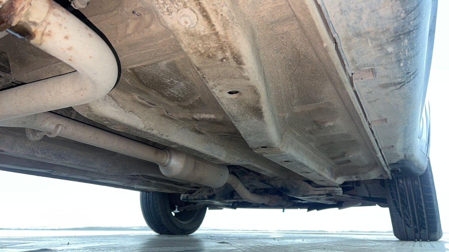 Used 2018 Tata Nexon XM Petrol Manual extra REAR RIGHT UNDERBODY VIEW
