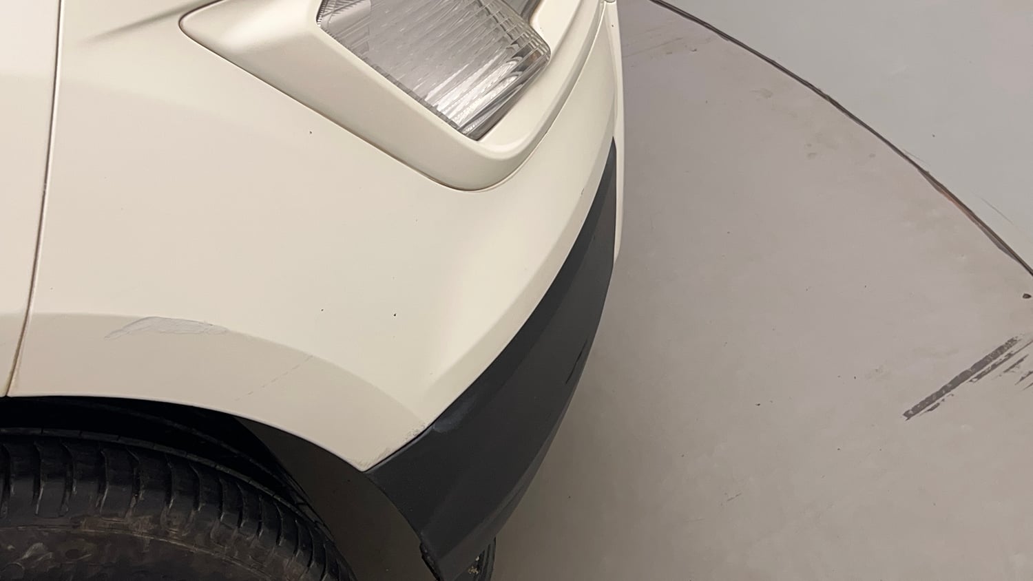 Used 2021 Ford EcoSport Titanium 1.5L TDCi Diesel Manual dents MINOR SCRATCH