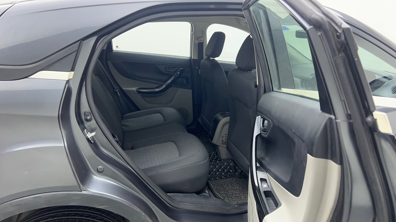 Used 2018 Tata Nexon XM Petrol Manual interior RIGHT SIDE REAR DOOR CABIN VIEW