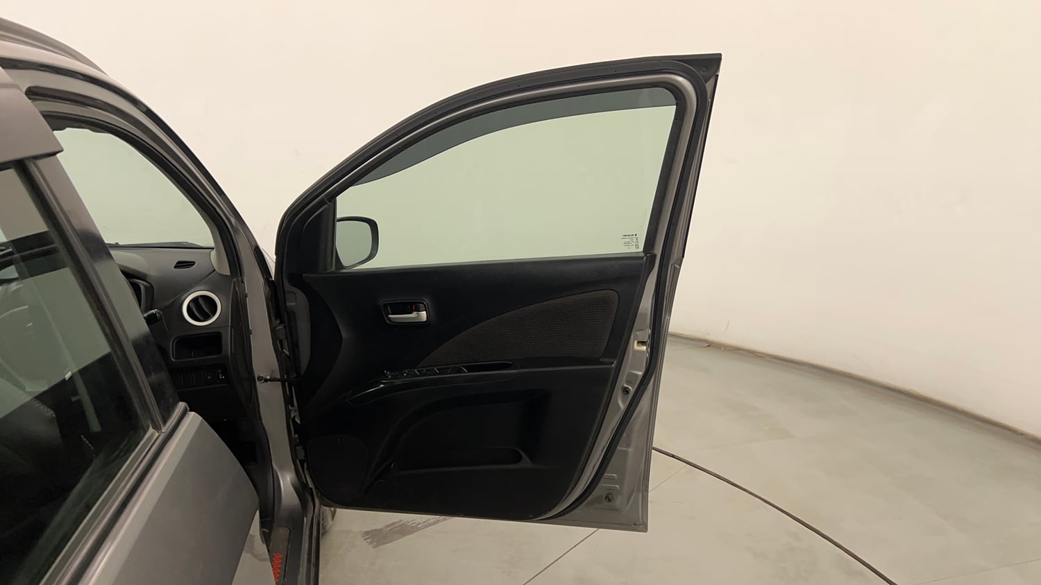 Used 2018 Maruti Suzuki Celerio X Zxi (Opt) Petrol Manual interior RIGHT FRONT DOOR OPEN VIEW