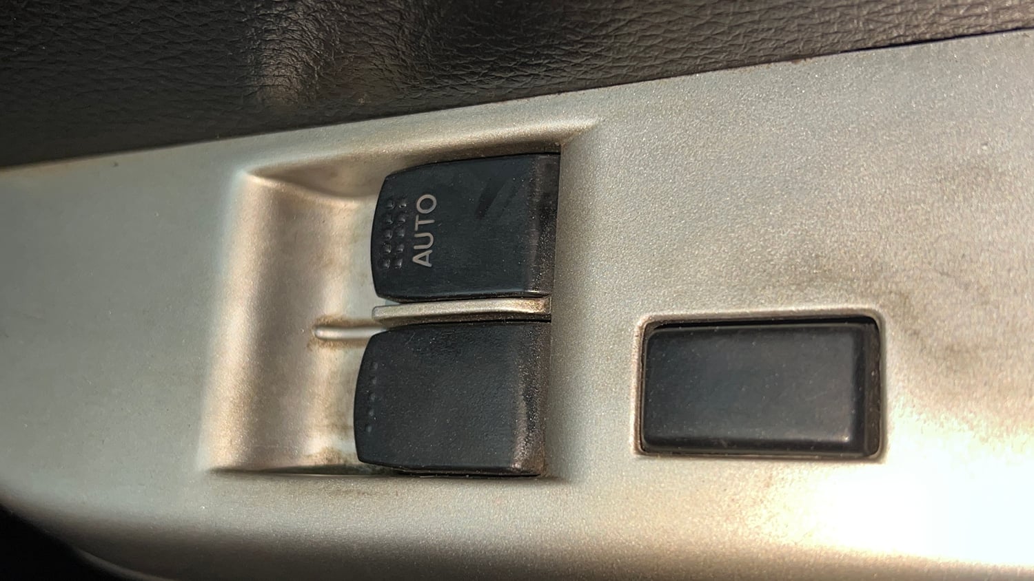 Used 2017 Maruti Suzuki Wagon R LXI CNG Cng Manual top_features Power windows