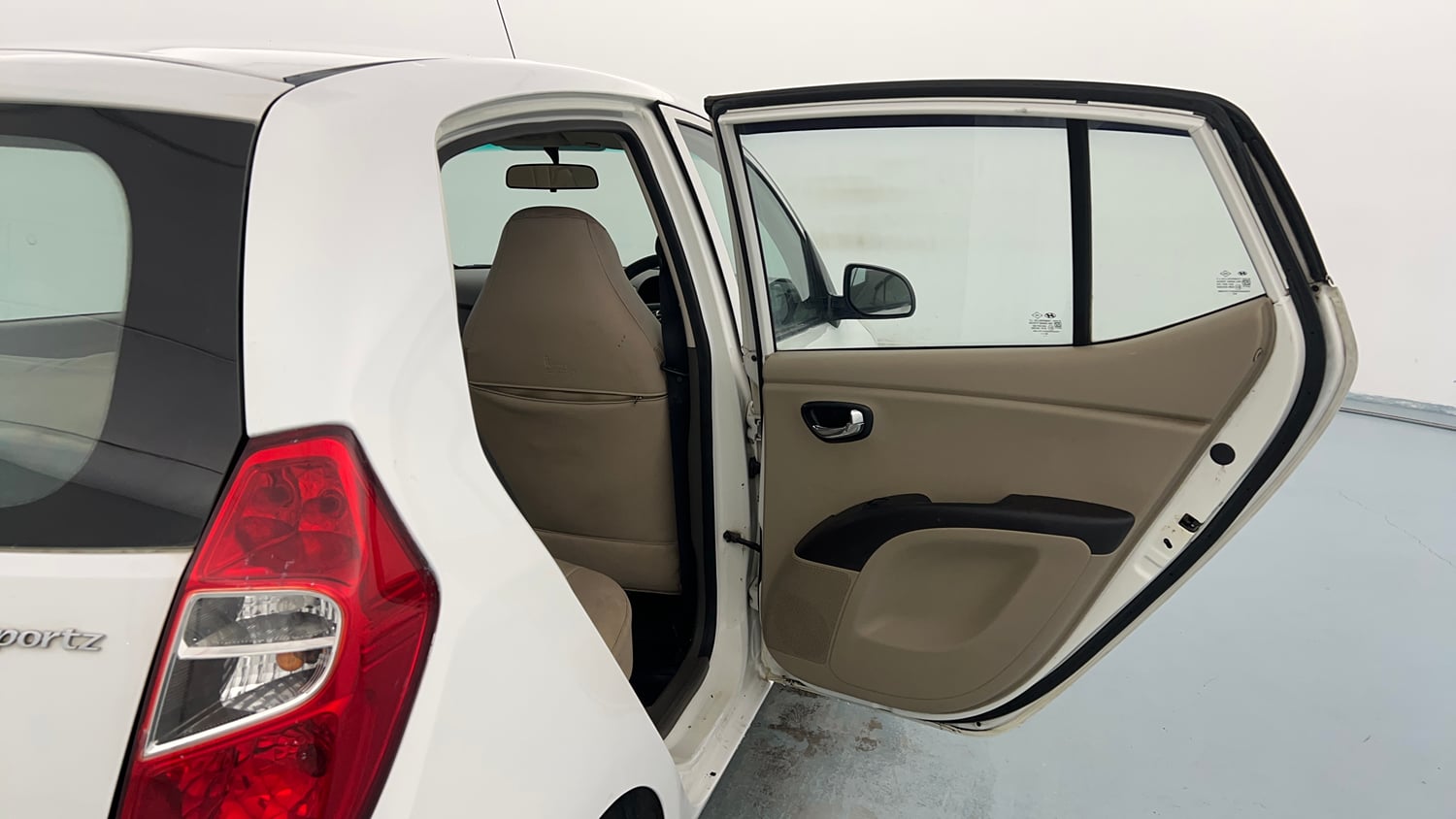 Used 2014 Hyundai i10 Sportz 1.1 iRDE2 Petrol Manual interior RIGHT REAR DOOR OPEN VIEW