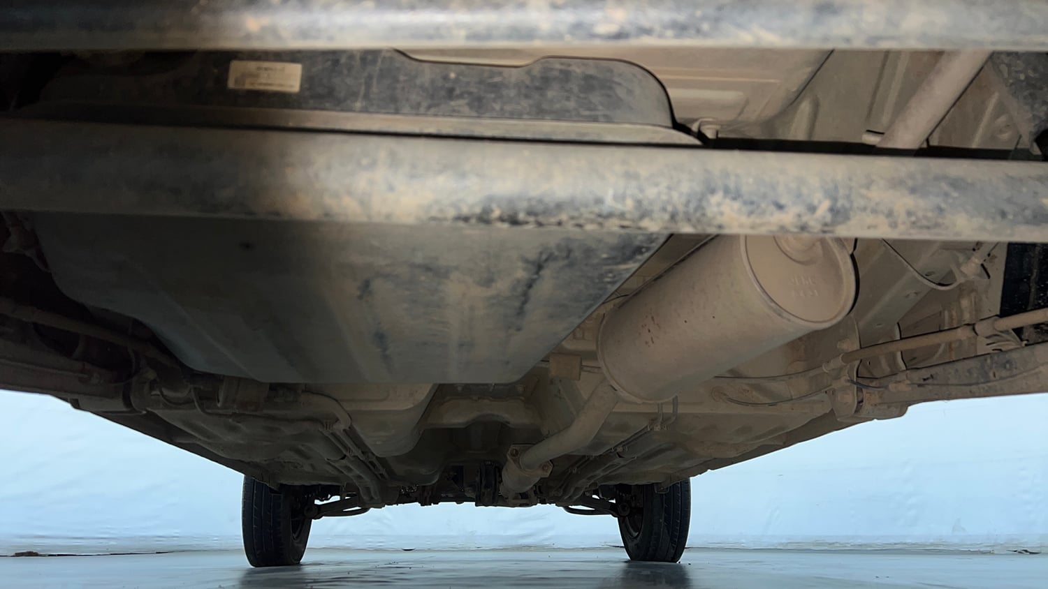 Used 2022 Maruti Suzuki Alto 800 LXi (O) Petrol Manual extra REAR UNDERBODY VIEW (TAKEN FROM REAR)