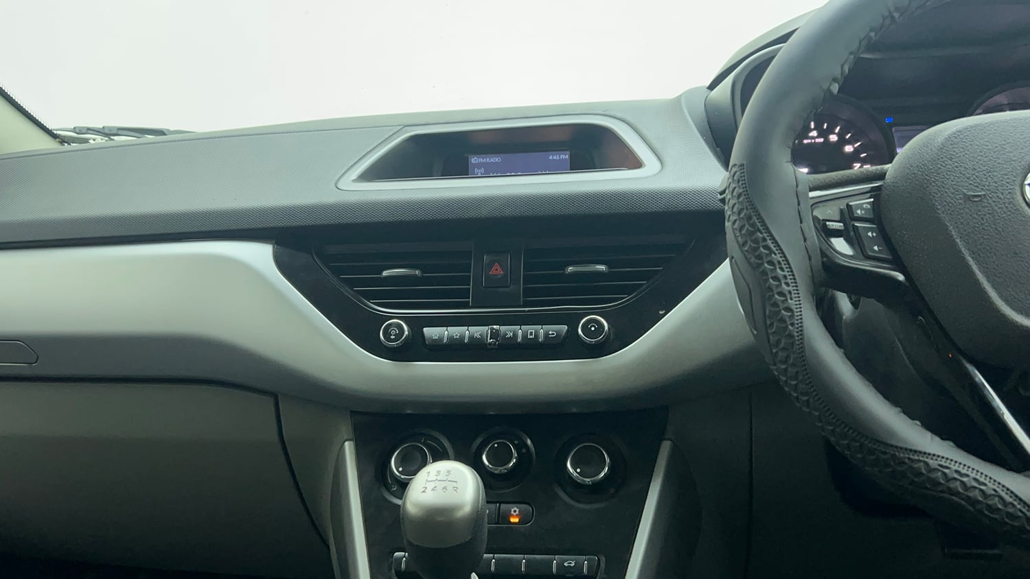 Used 2018 Tata Nexon XM Petrol Manual top_features Integrated (in-dash) music system