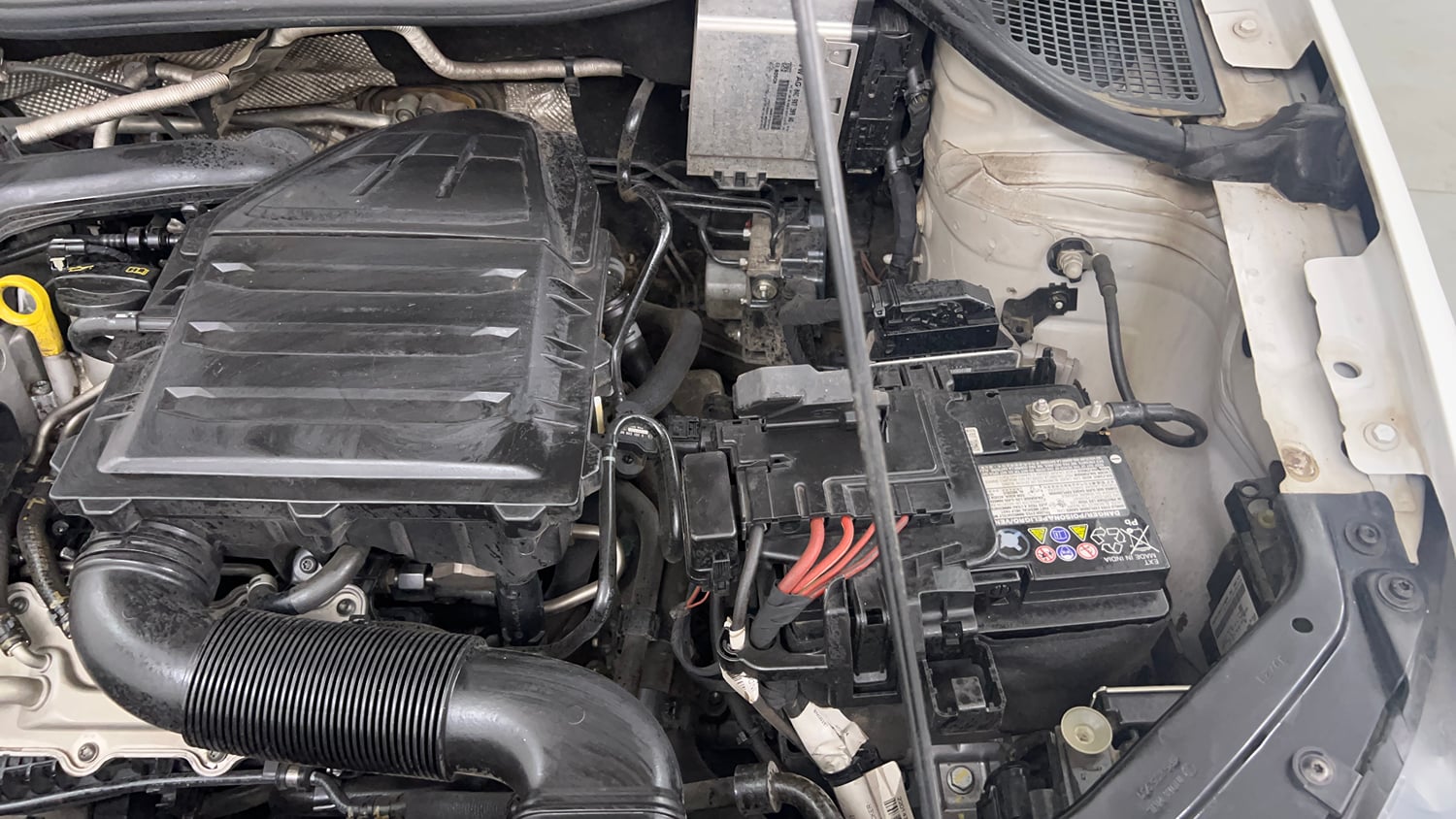 Used 2022 Volkswagen Vento Highline Plus 1.0L TSI Automatic Petrol Automatic engine ENGINE LEFT SIDE VIEW