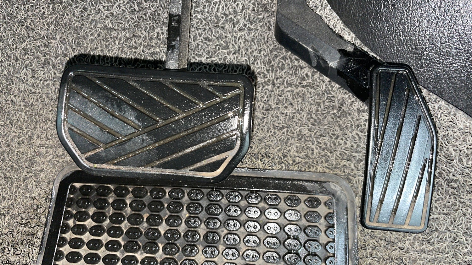 Used 2017 Maruti Suzuki Wagon R 1.0 VXI AMT Petrol Automatic interior PEDALS VIEW