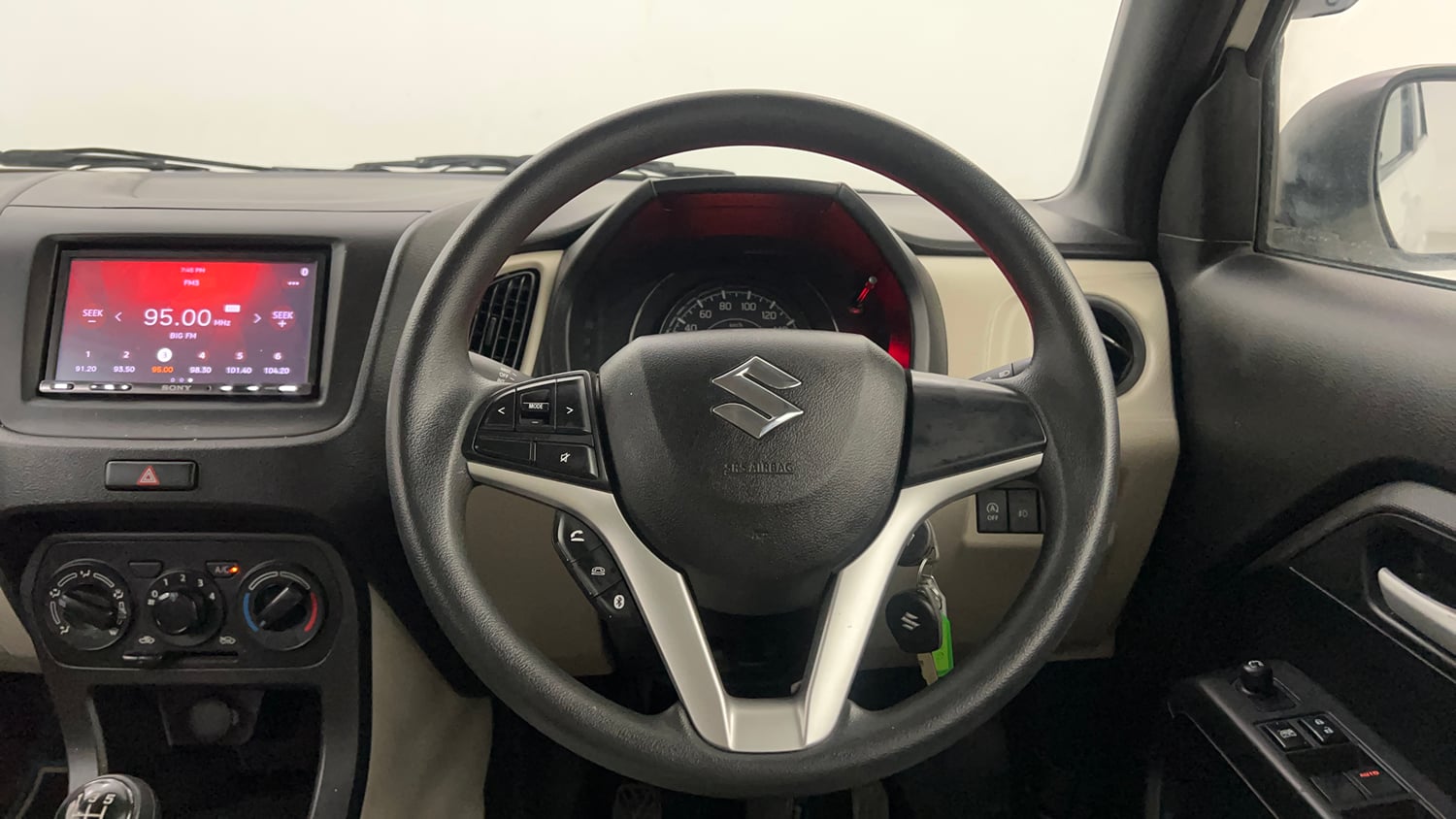 Used 2023 Maruti Suzuki Wagon R ZXI 1.2 Petrol Manual interior STEERING VIEW