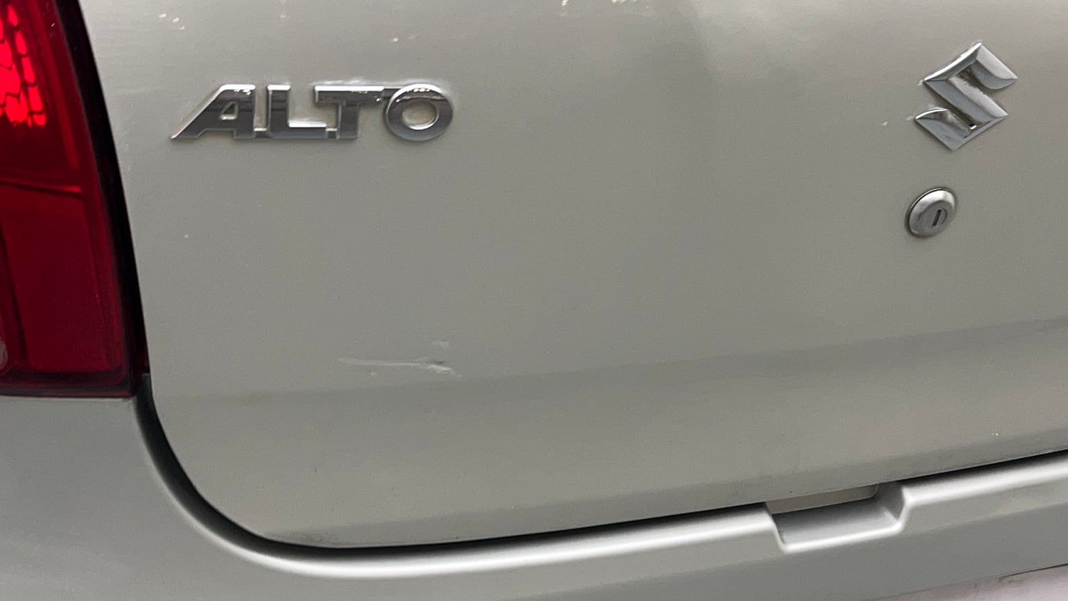 Used 2022 Maruti Suzuki Alto 800 LXi (O) Petrol Manual dents MINOR DENT