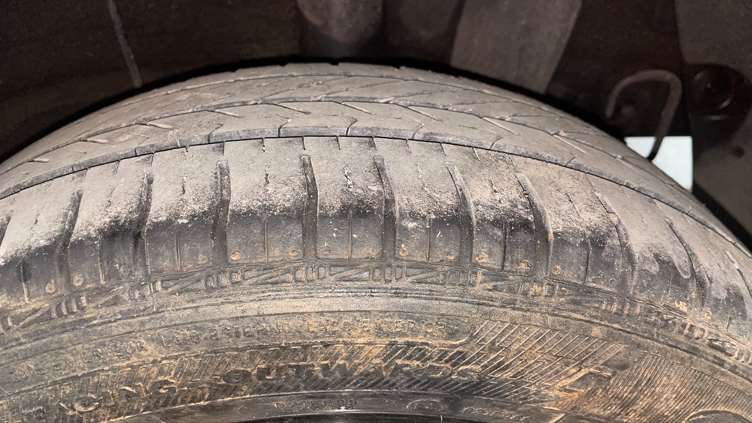 Used 2018 Hyundai Grand i10 Asta 1.2 Kappa VTVT Petrol Manual tyres LEFT REAR TYRE TREAD VIEW