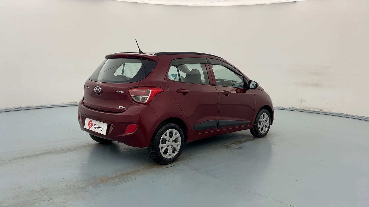 Used 2016 Hyundai Grand i10 Sportz 1.2 Kappa VTVT Petrol Manual exterior RIGHT REAR CORNER VIEW