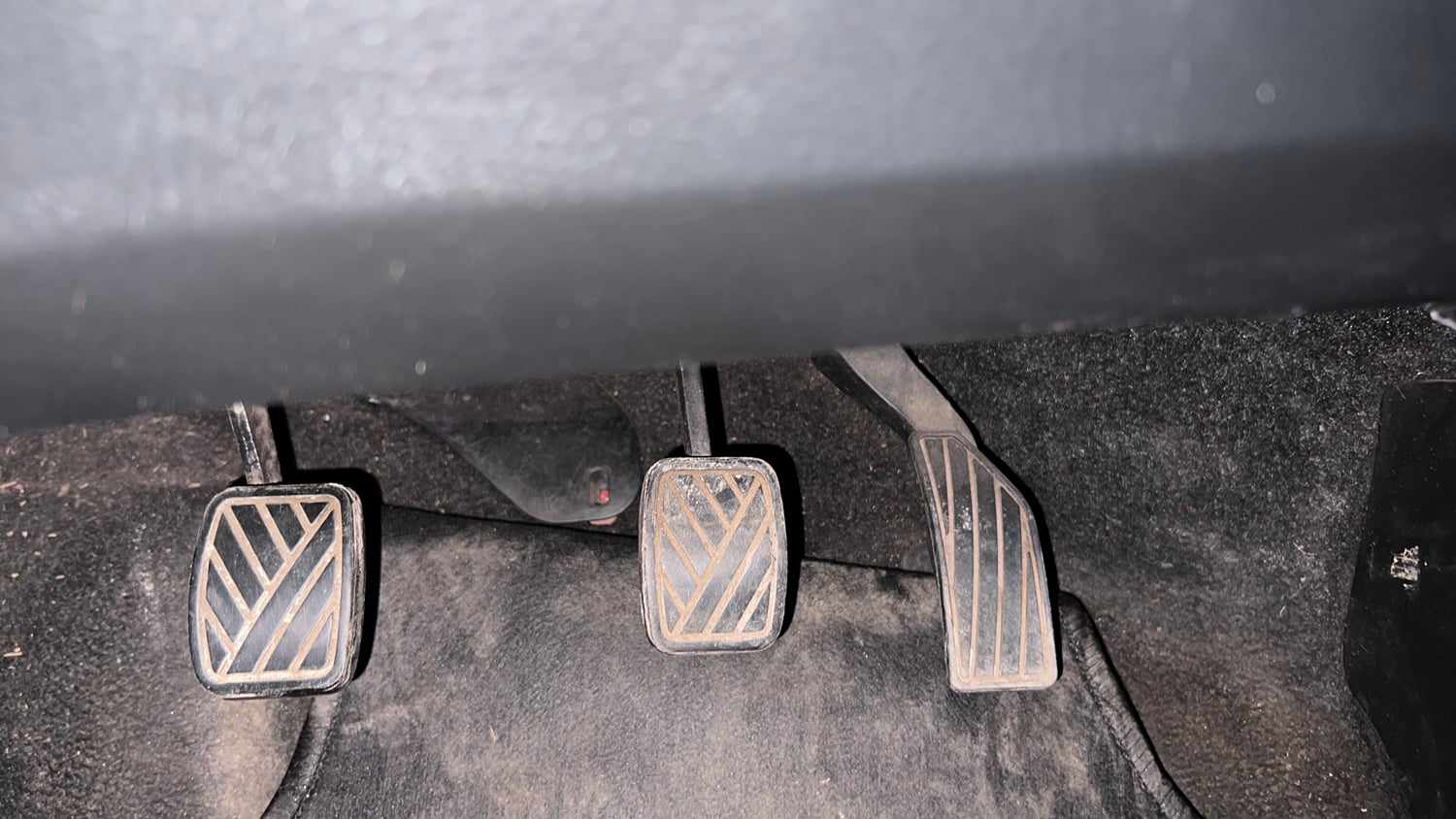 Used 2012 Maruti Suzuki Swift VXi Petrol Manual interior PEDALS VIEW