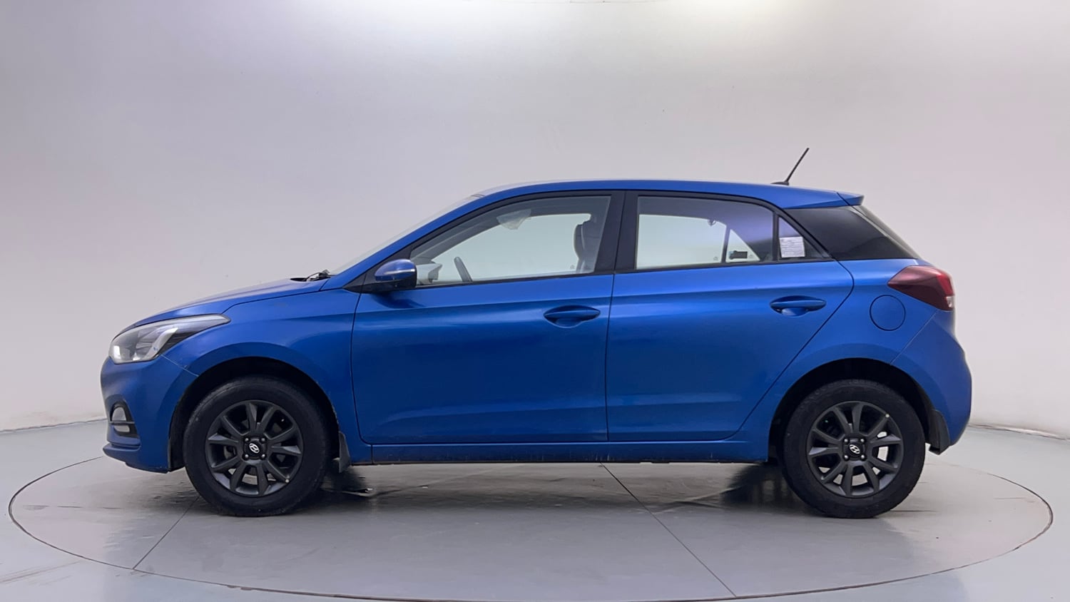 Used 2018 Hyundai Elite i20 Asta 1.2 AT Petrol Automatic exterior LEFT SIDE VIEW