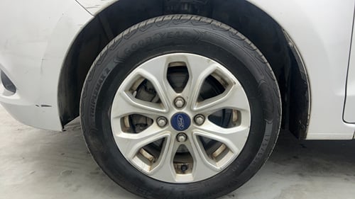 Used 2018 Ford Figo Titanium 1.5 Ti-VCT AT Petrol Automatic tyres LEFT FRONT TYRE RIM VIEW