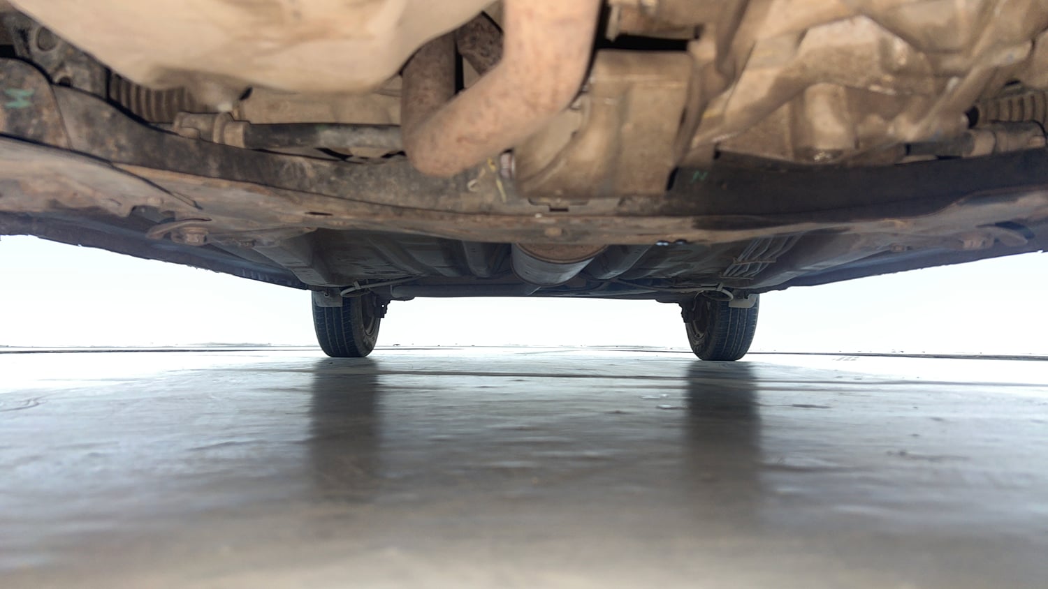 Used 2022 Maruti Suzuki Wagon R VXI 1.0 CNG Cng Manual extra FRONT LEFT UNDERBODY VIEW