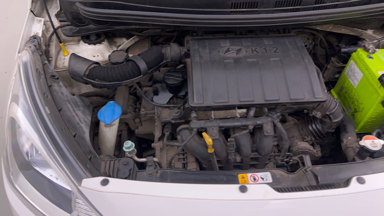 Used 2015 Hyundai Xcent SX 1.2 (O) Petrol Manual engine ENGINE RIGHT SIDE VIEW