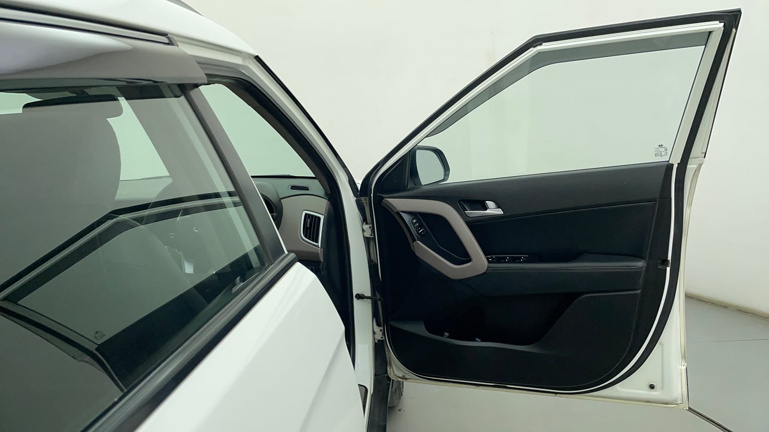 Used 2019 Hyundai Creta SX 1.6 (O) Petrol Petrol Manual interior RIGHT FRONT DOOR OPEN VIEW