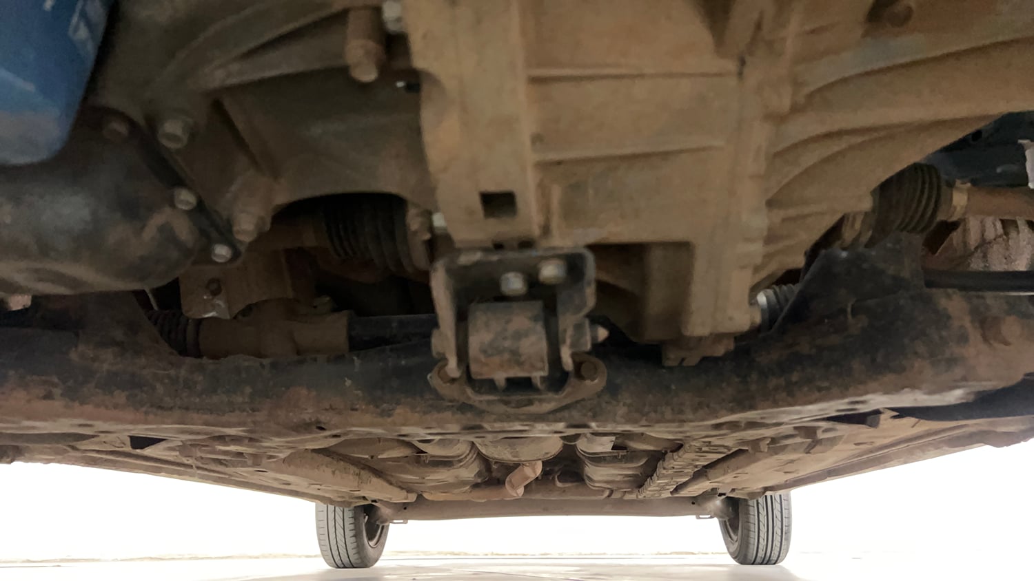 Used 2015 Hyundai Grand i10 Sportz 1.2 Kappa VTVT Petrol Manual extra FRONT LEFT UNDERBODY VIEW