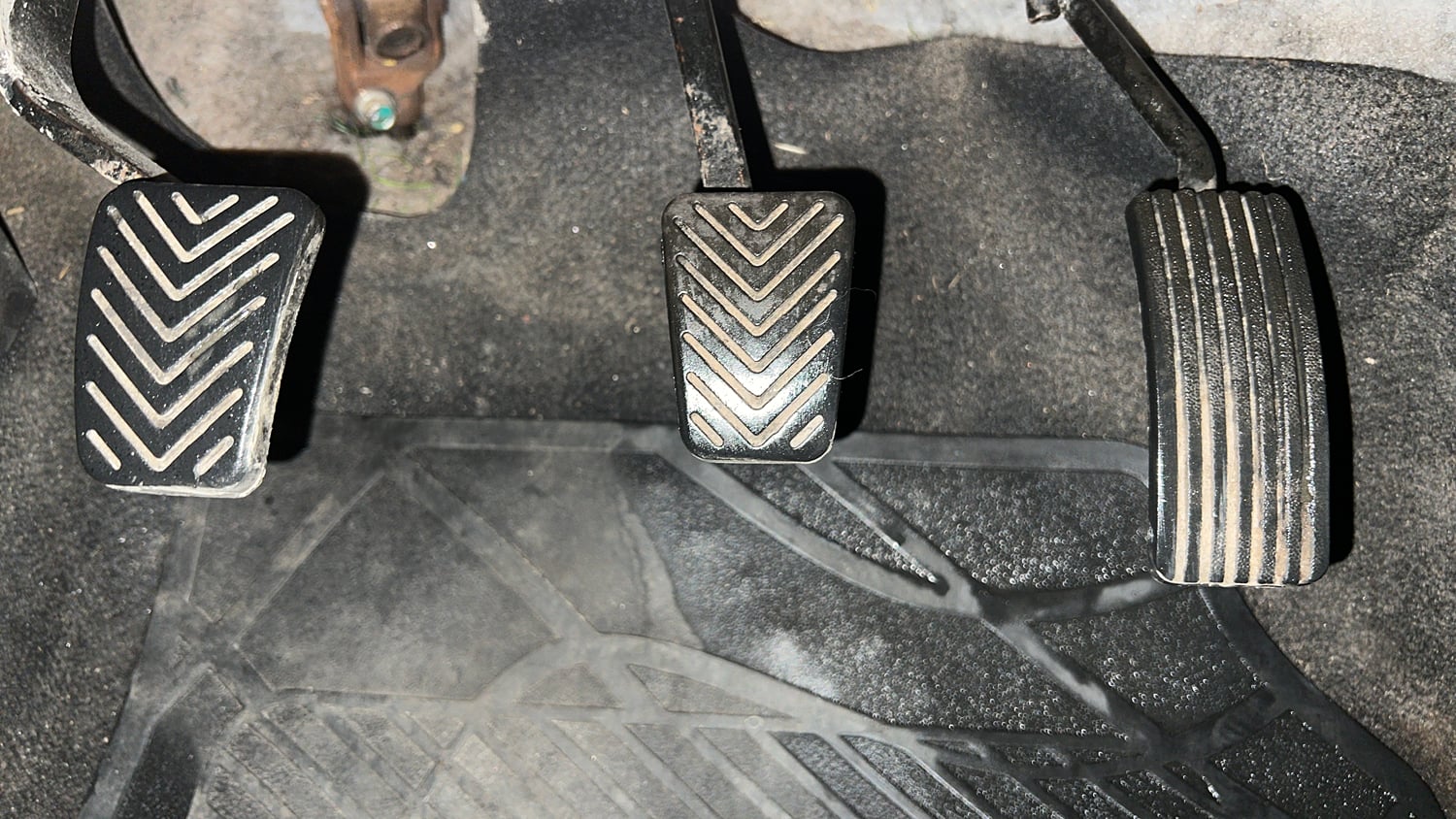 Used 2015 Hyundai Eon Era + Petrol Manual interior PEDALS VIEW