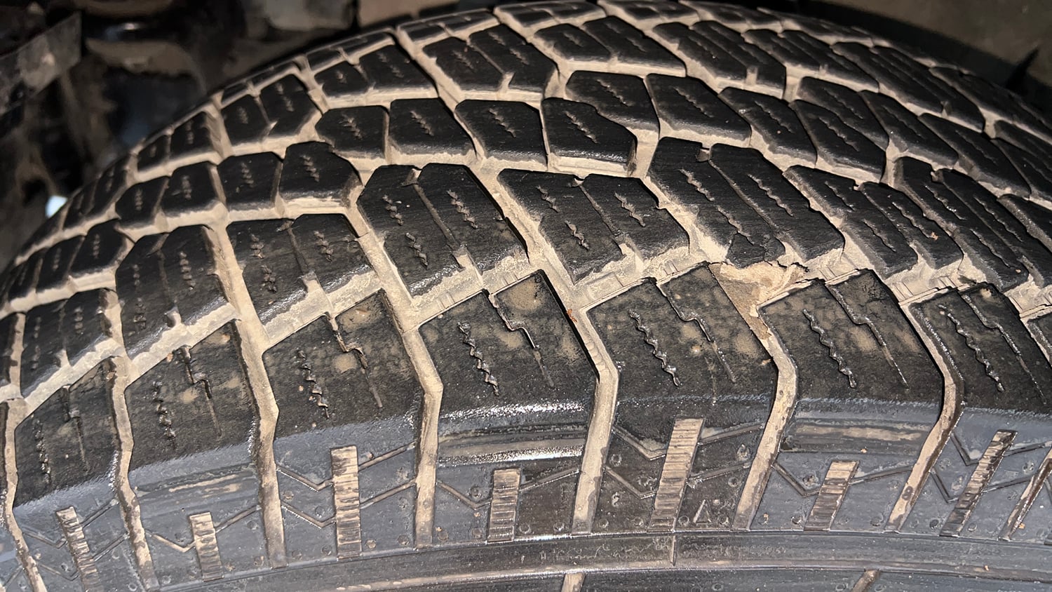 Used 2024 Mahindra Thar LX Hard Top Diesel MT RWD Diesel Manual tyres LEFT FRONT TYRE TREAD VIEW