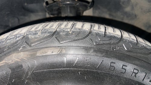 Used 2018 Ford Figo Titanium 1.5 Ti-VCT AT Petrol Automatic tyres RIGHT FRONT TYRE TREAD VIEW