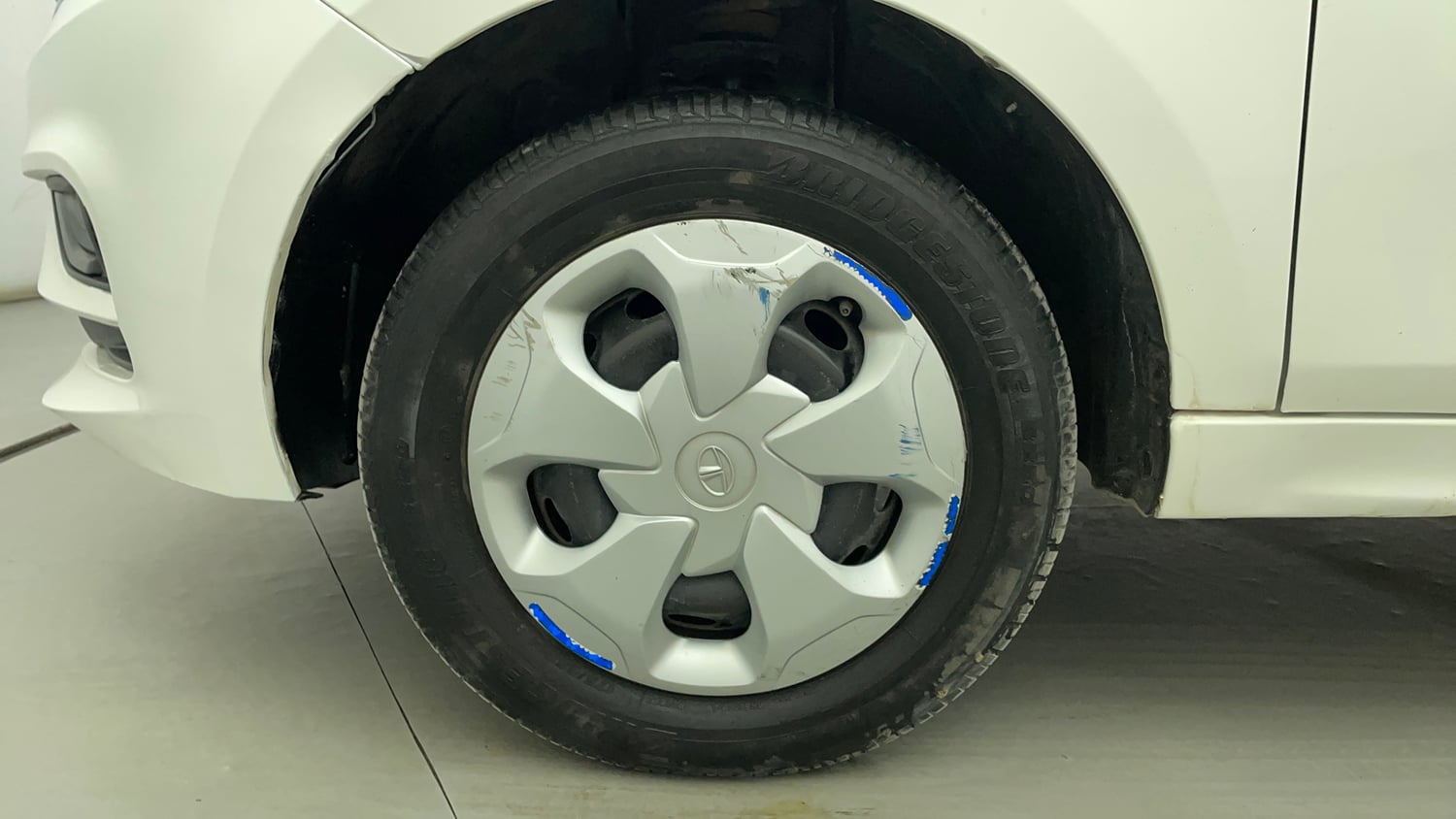 Used 2023 Tata Tiago XT (O) Petrol Manual tyres LEFT FRONT TYRE RIM VIEW