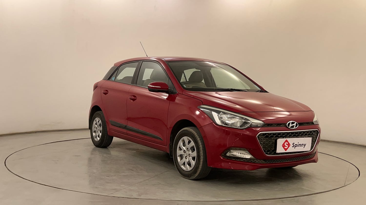Used 2016 Hyundai Elite i20 Sportz 1.2 Petrol Manual exterior RIGHT FRONT CORNER VIEW