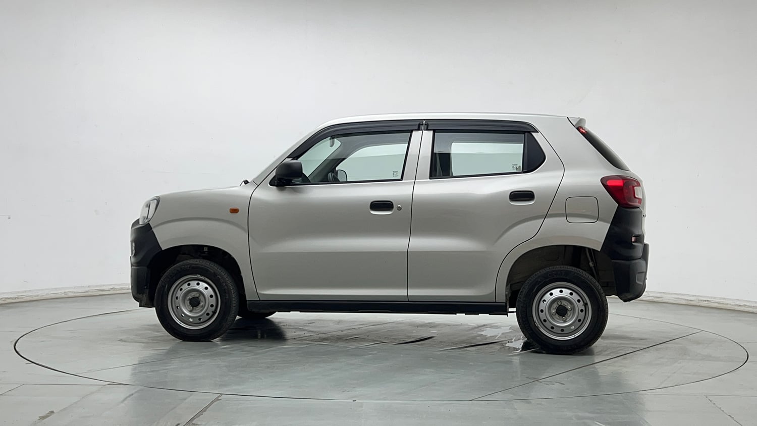 Used 2025 Maruti Suzuki S-Presso Lxi (O) Petrol Manual exterior LEFT SIDE VIEW