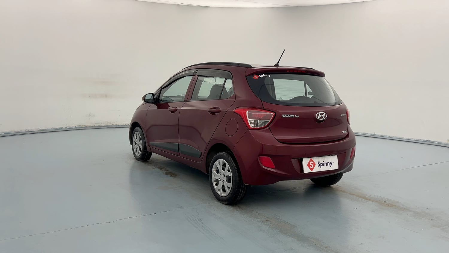 Used 2016 Hyundai Grand i10 Sportz 1.2 Kappa VTVT Petrol Manual exterior LEFT REAR CORNER VIEW